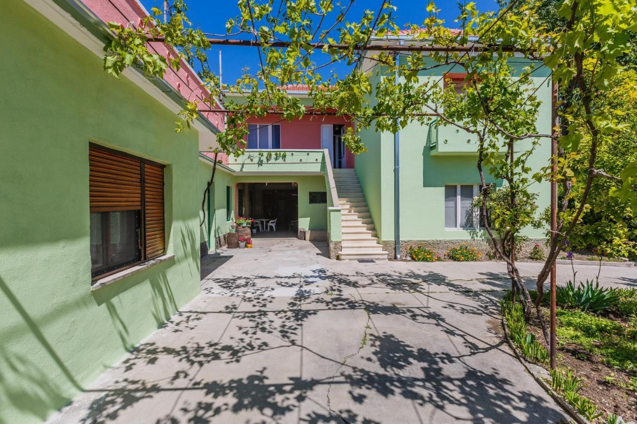 Apartments By The Sea Kastel Stari, Kastela - 14577 Eksteriør billede
